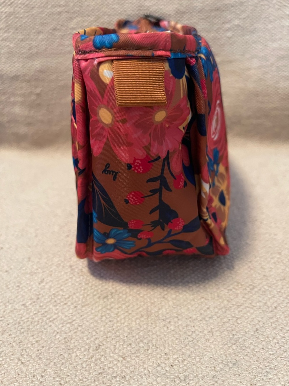 Lug Parasail Cosmetic bag in Whimsey Copper - like new - Picture 4 of 8